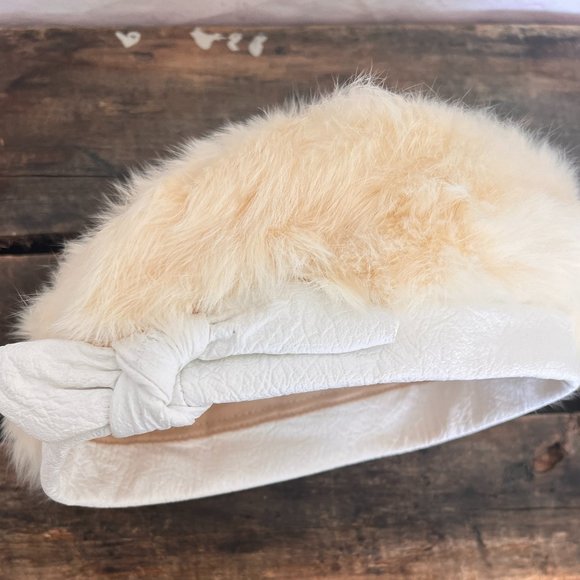 Vintage 60's Rabbit Beret with Faux Leather - Small - Picture 1 of 10